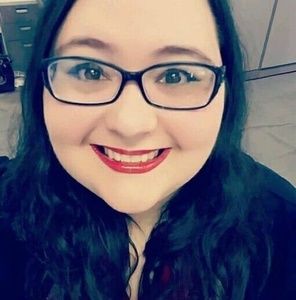 Meet your Posher, Heaether